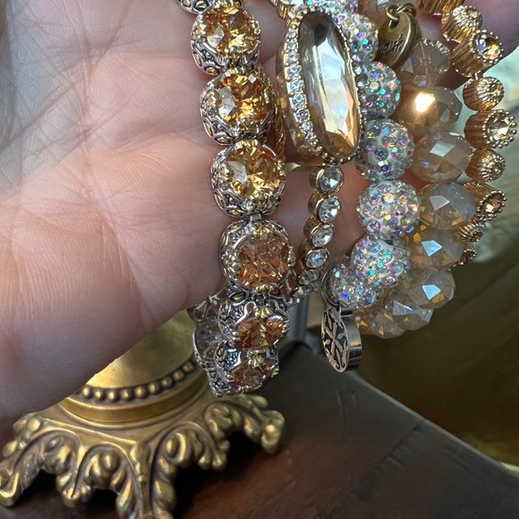 BRACELETS - Picture 2 of 8